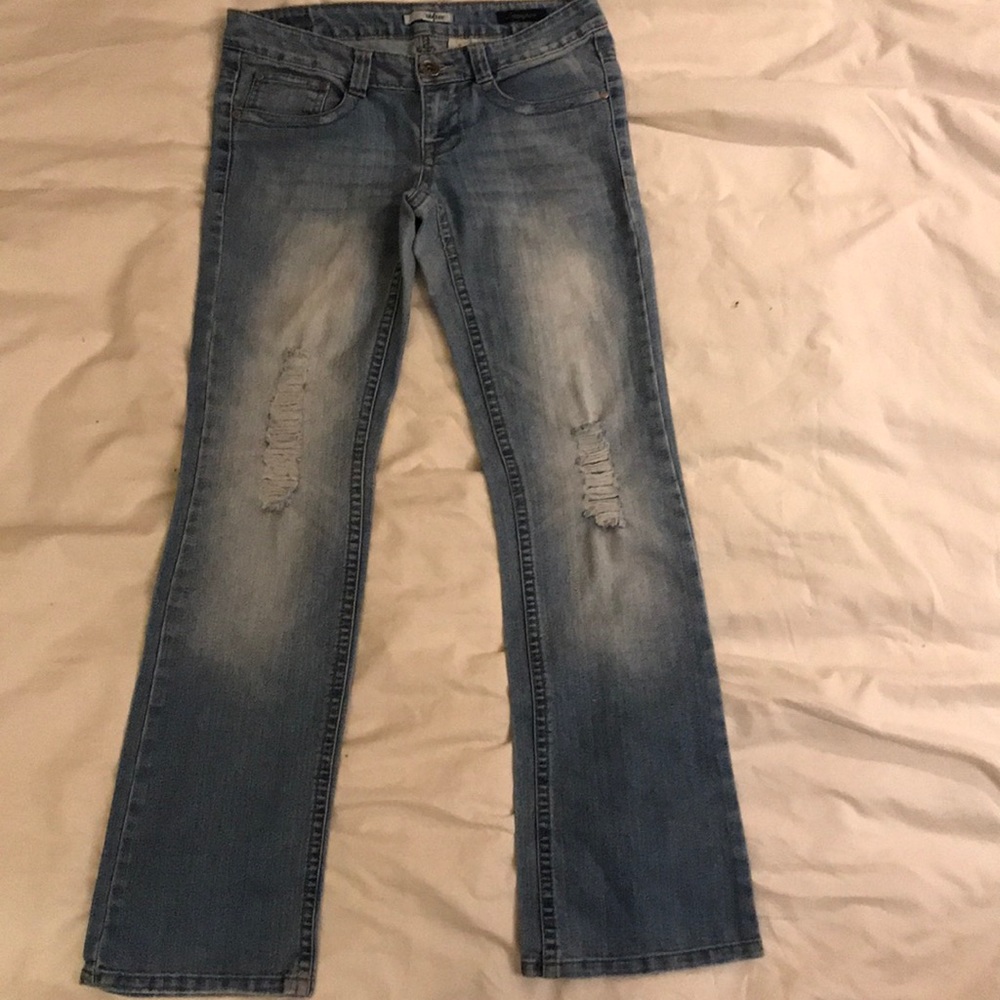 Ubfree distressed jeans